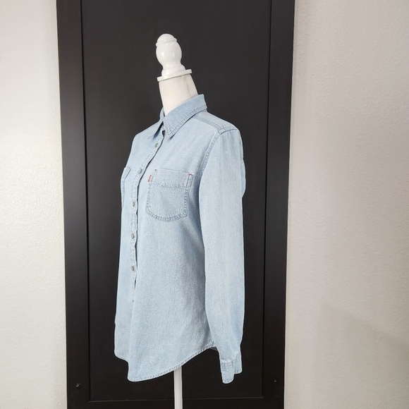 Levi's RED TAB JEANS BUTTON DOWN SHIRT SIZE MEDIUM - Picture 3 of 10